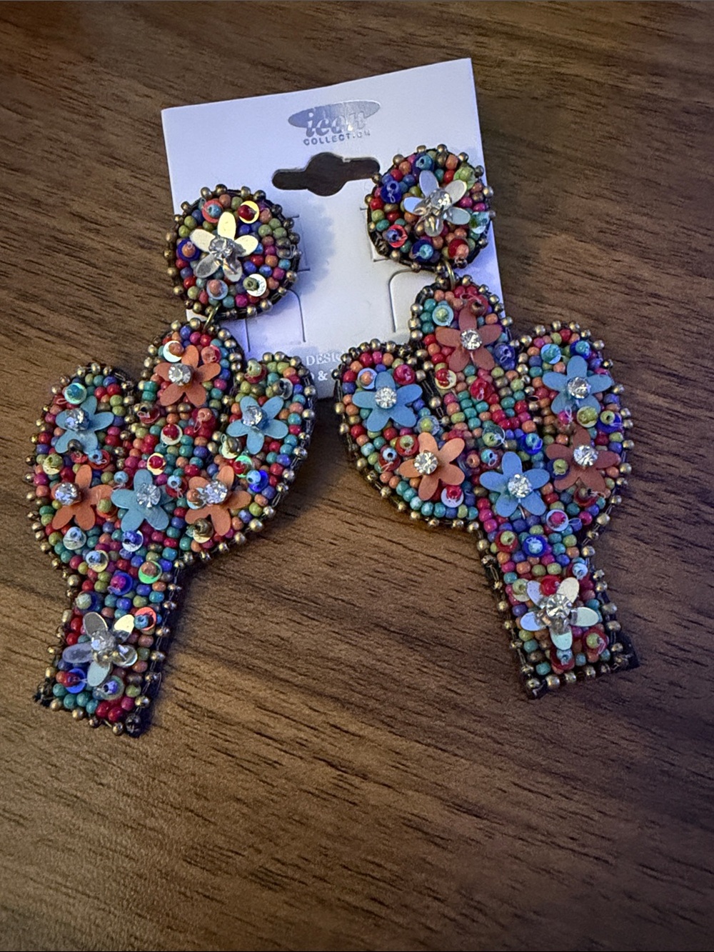 ICON Multicolor Beaded Floral Heart Drop Earrings - Picture 3 of 5
